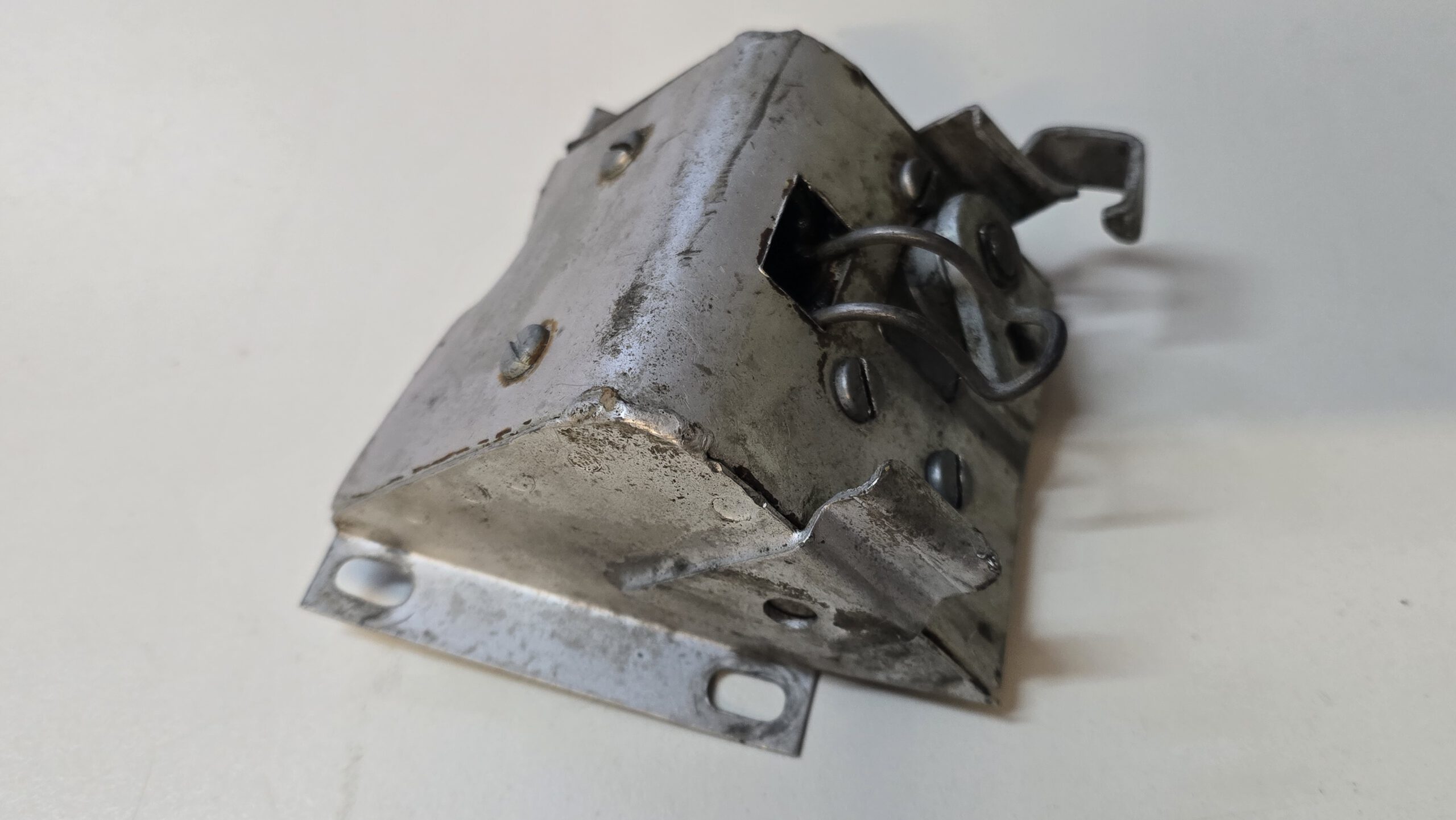 Jaguar E-Type FHC – Rare Original Complete Back Door Lock Assembly – BD27929