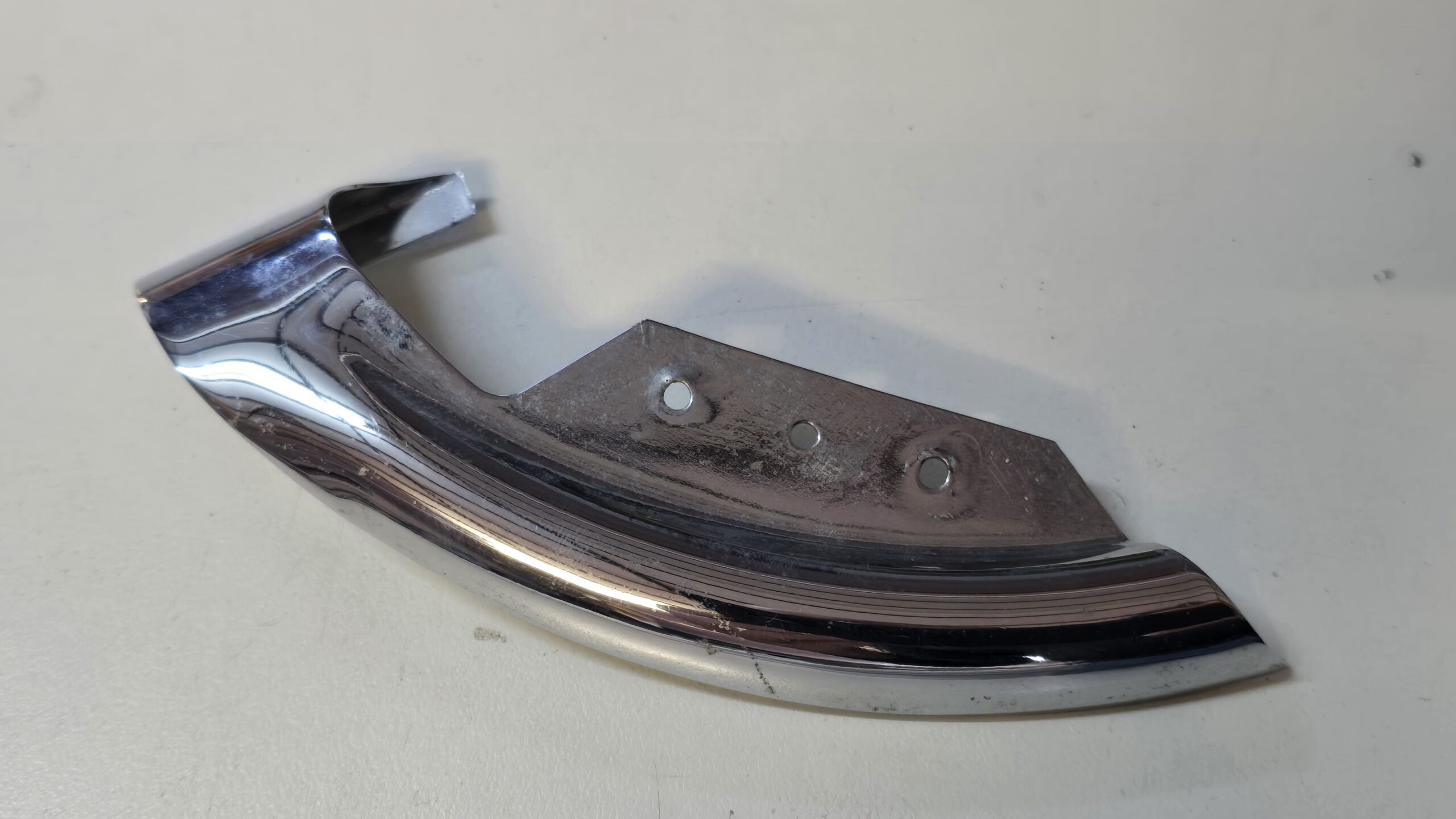 aguar E-Type – LH Dashboard Scroll Finisher – BD35700