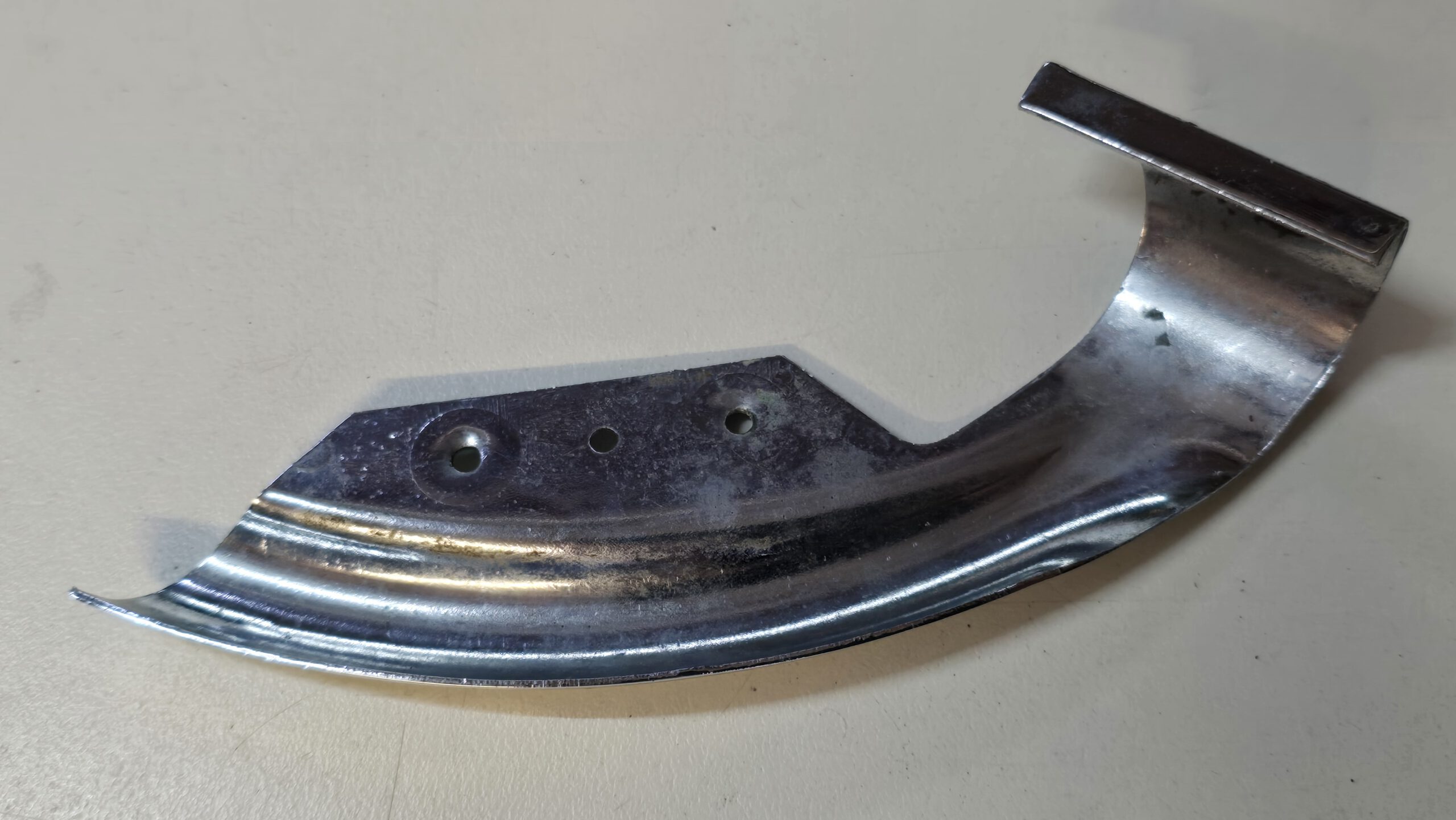 aguar E-Type – LH Dashboard Scroll Finisher – BD35700 - Image 3