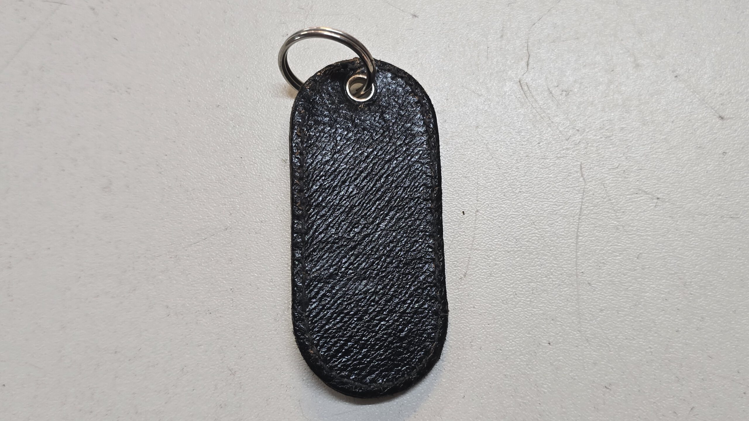 Rare Original Jaguar Growler Chequered Flag Key Fob – CUD rear side > 1965 - Image 4